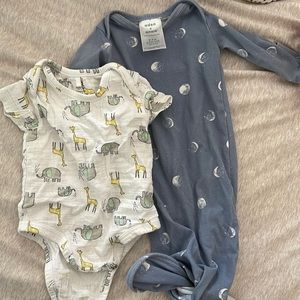 COPY - Aden + Anais 0-3 month moon sleep tie gown sleeper and elephants onesie …